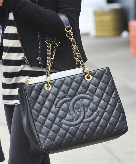 borsa chanel gst prezzo 2015|CHANEL Grand Shopping Tote (GST) Black Caviar Silver .